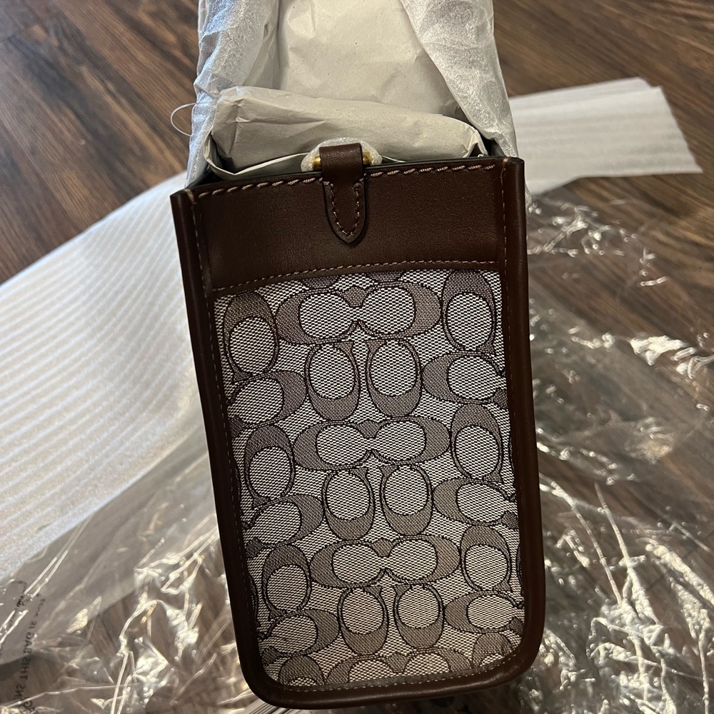 Field Tote 22 In Signature Jacquard - Picture 9 of 10